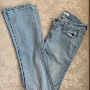 •Hollister jeans!great condition!•